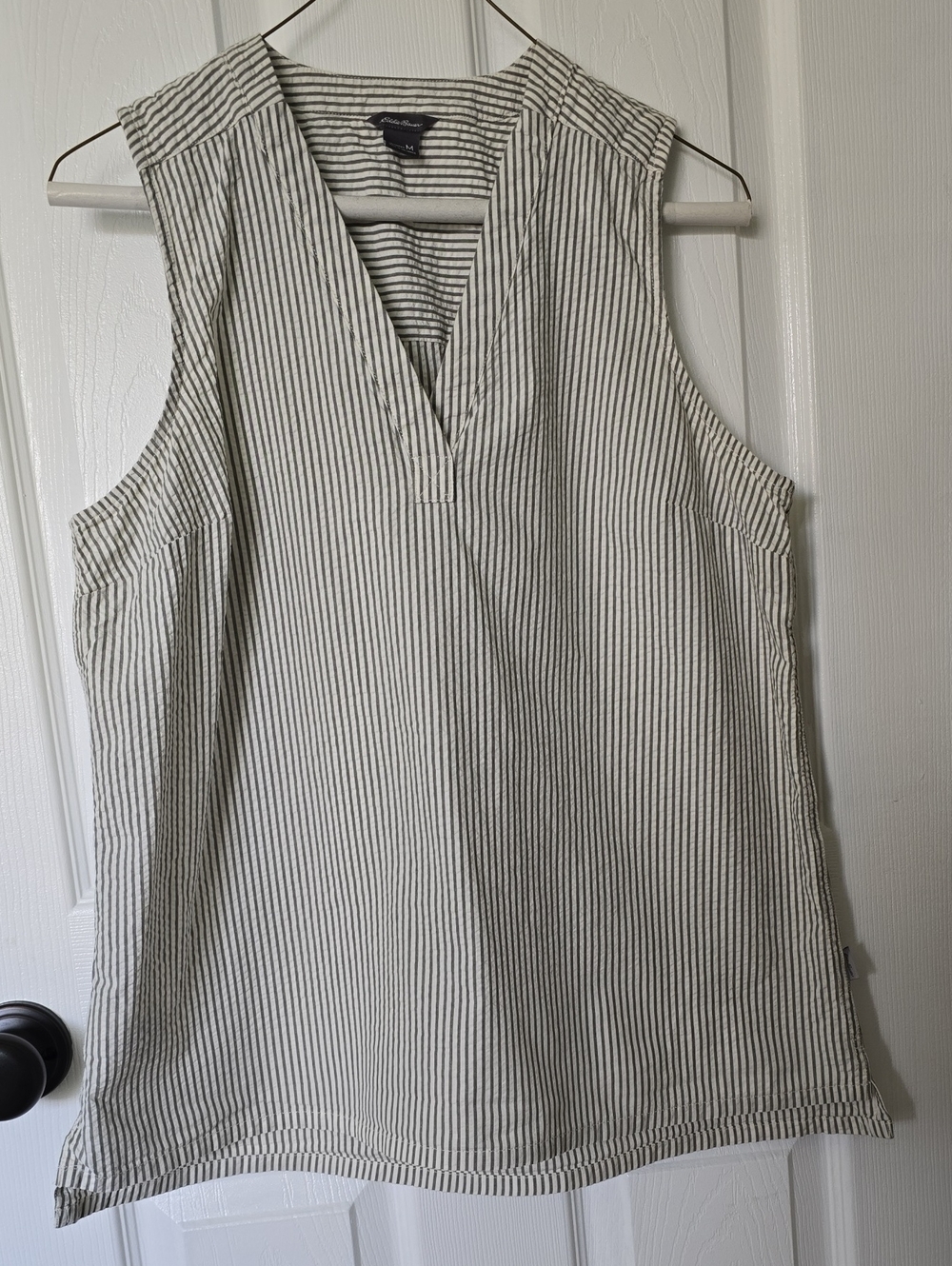 Eddie Bauer Sleeveless Pinstripe V-Neck Tank - White & Green